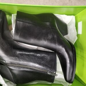 Sam Edelman Black Leather Ankle Booties with Side Zip